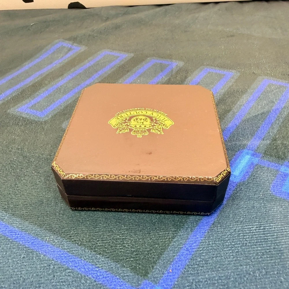 Juicy Couture Box Women Brown Gold Logo Crown Clasp Pink Interior